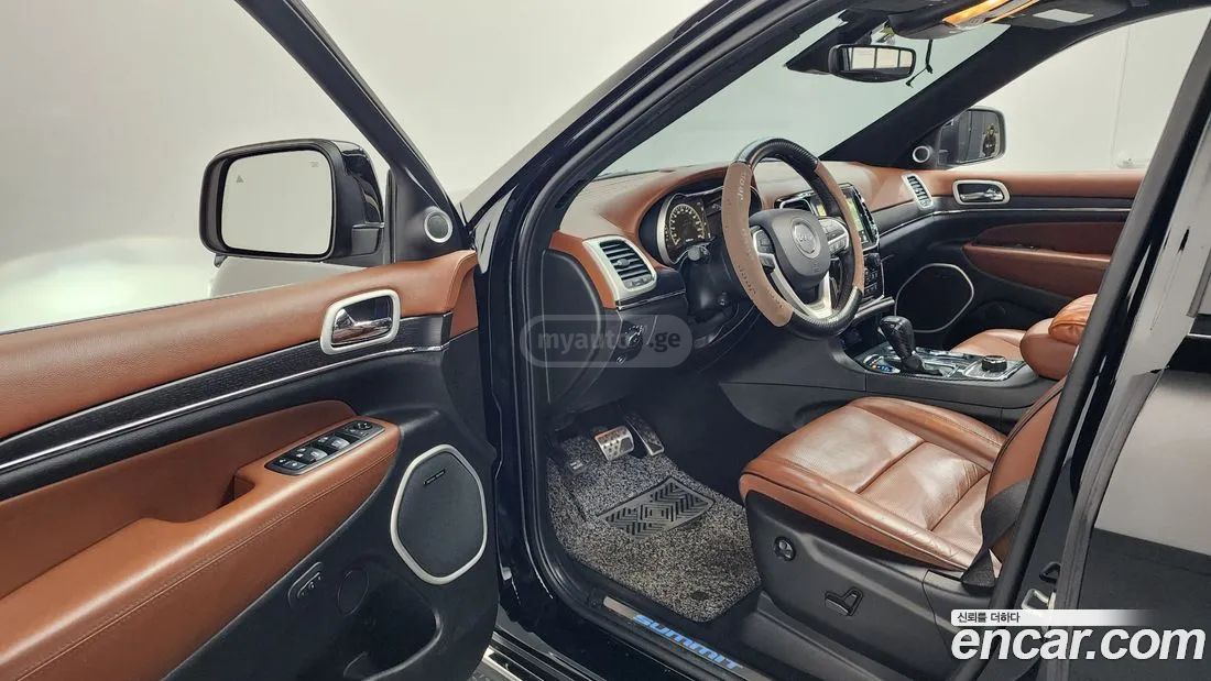 Jeep Grand Cherokee - фото 10