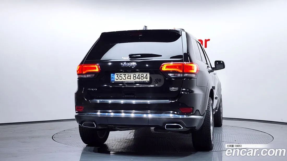 Jeep Grand Cherokee - фото 4