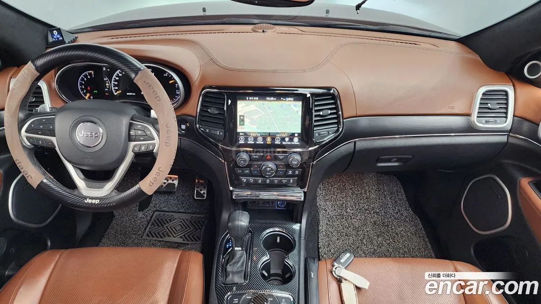 Jeep Grand Cherokee - фото 7