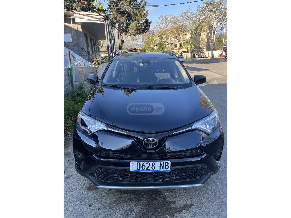 Toyota Rav 4 - фото 2