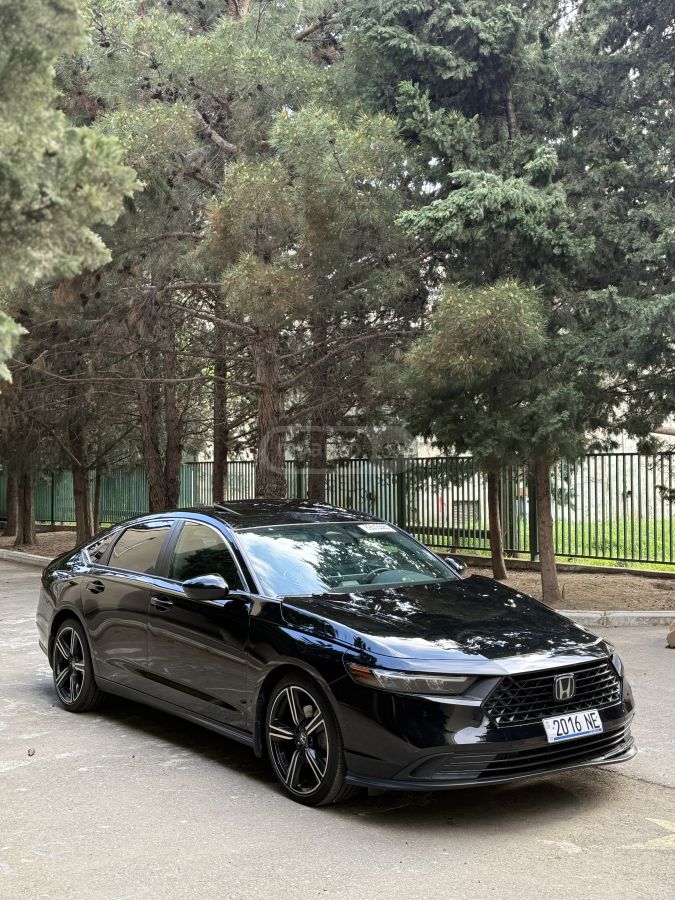 Honda Accord - фото 1