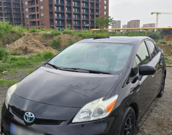 ToyotaPrius2015