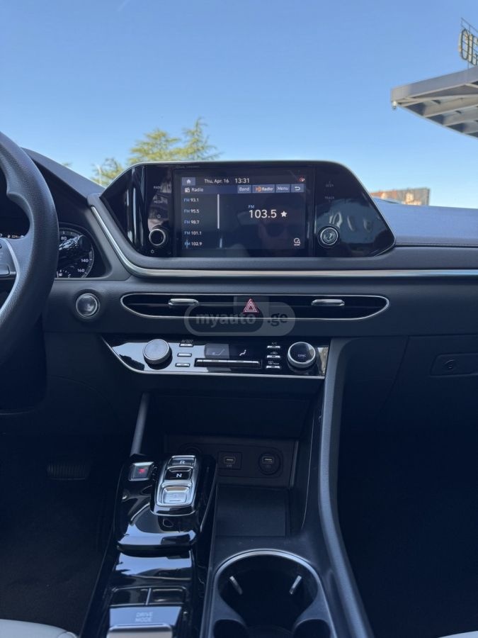 Hyundai Sonata - фото 12