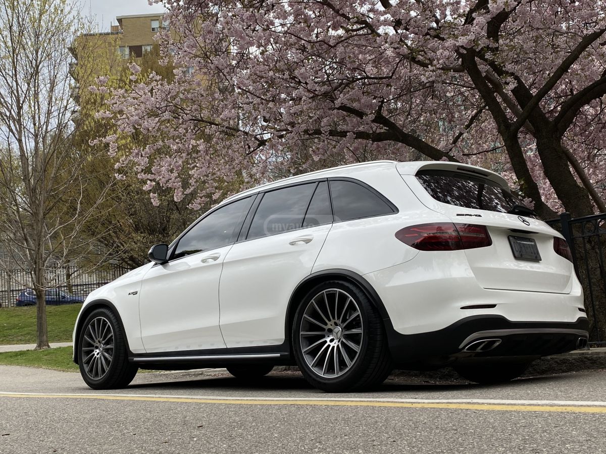 Mercedes-Benz GLC 43 AMG - фото 11