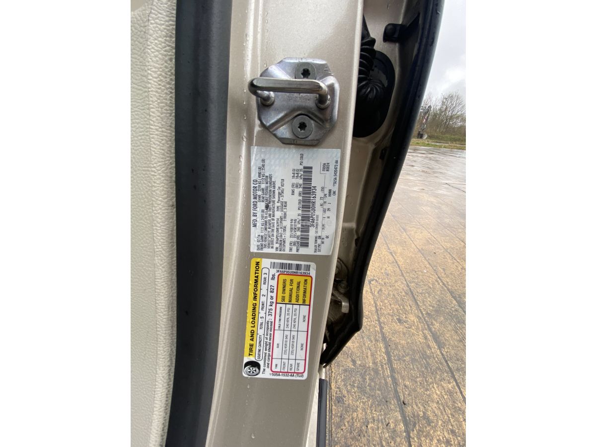 Ford Fusion - фото 13