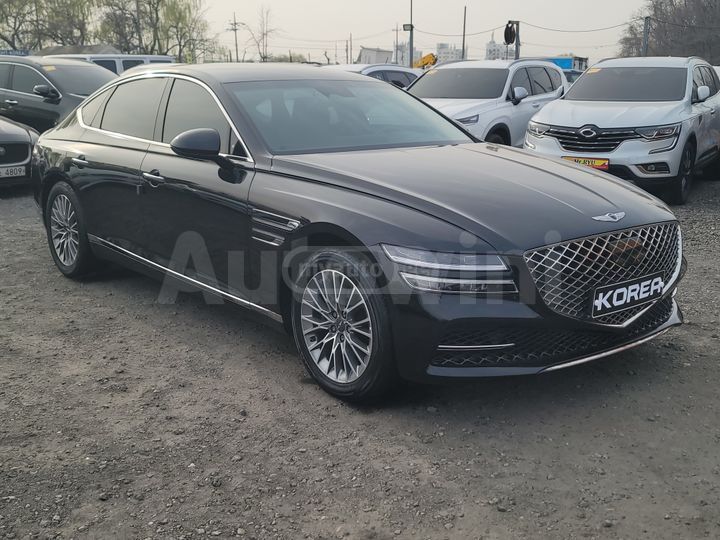 Hyundai Genesis - фото 1