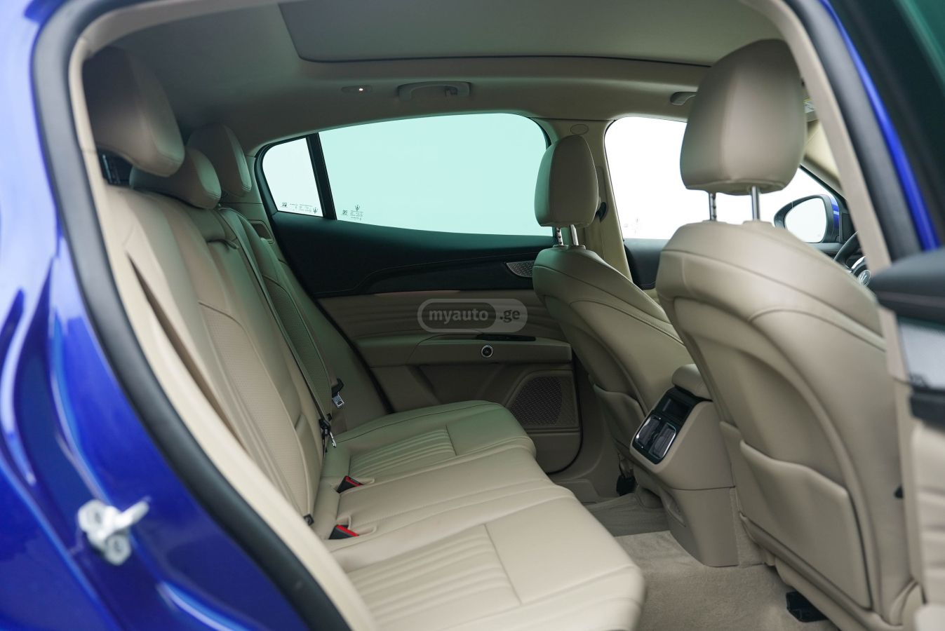 Maserati Grecale 2023 — миниатюра 10