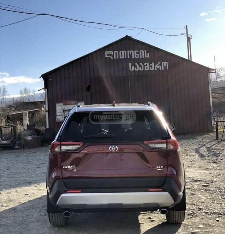 Toyota XLE 4dr All-Wheel Drive Automa — миниатюра 4