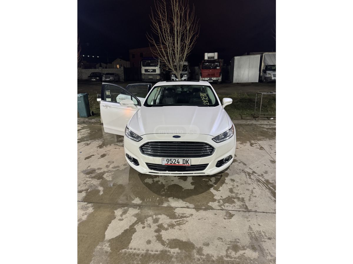 Ford Fusion - фото 1