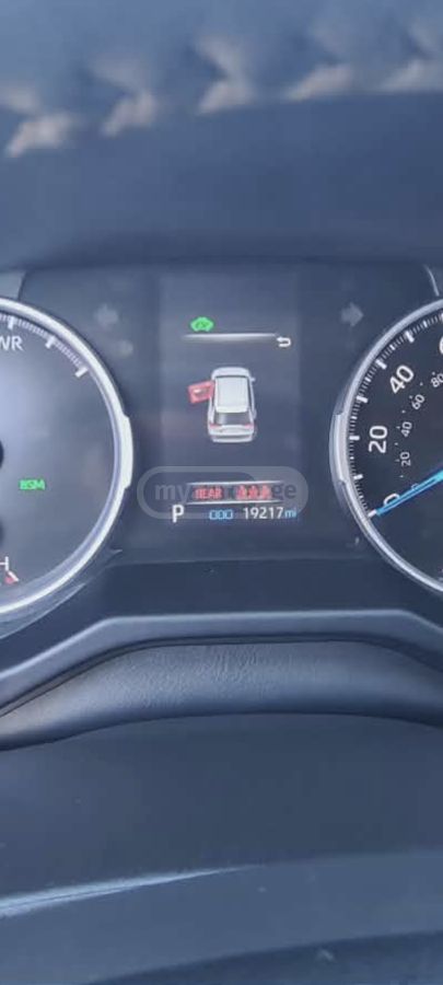 Toyota RAV 4 - фото 5