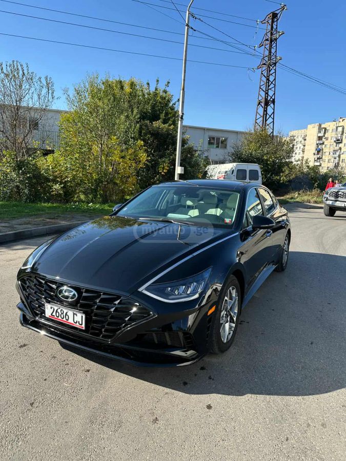 Hyundai Sonata - фото 1