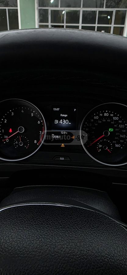 Volkswagen Tiguan - фото 12