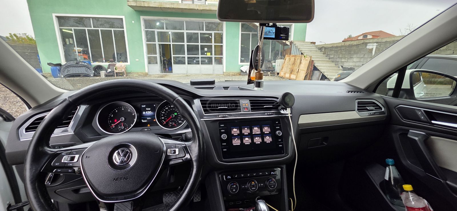 Volkswagen Tiguan - фото 13