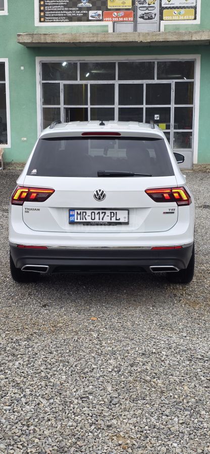 Volkswagen Tiguan - фото 7