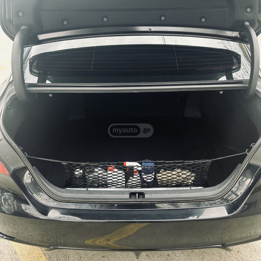 Toyota Camry - фото 9