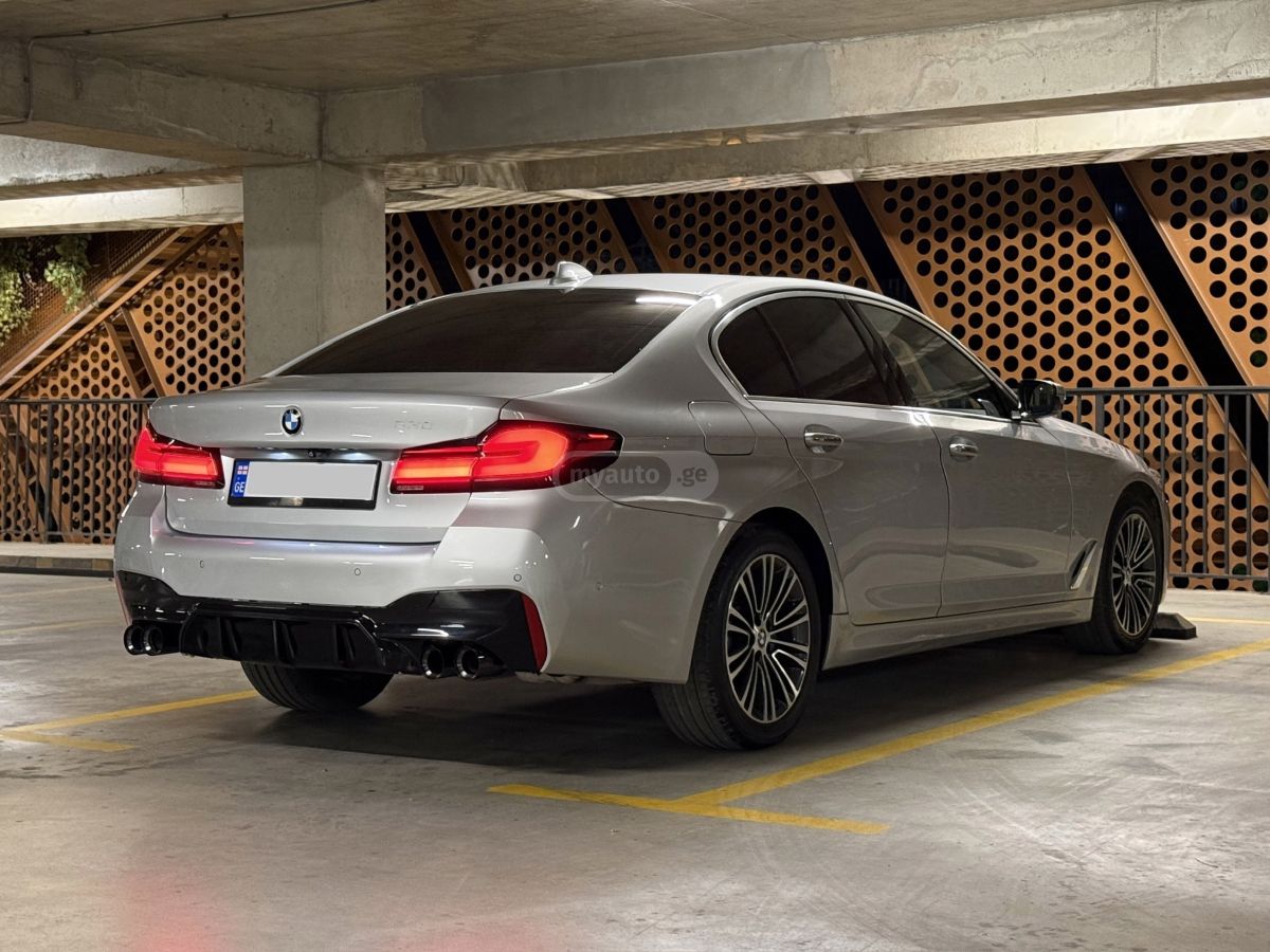 BMW M5 — миниатюра 2