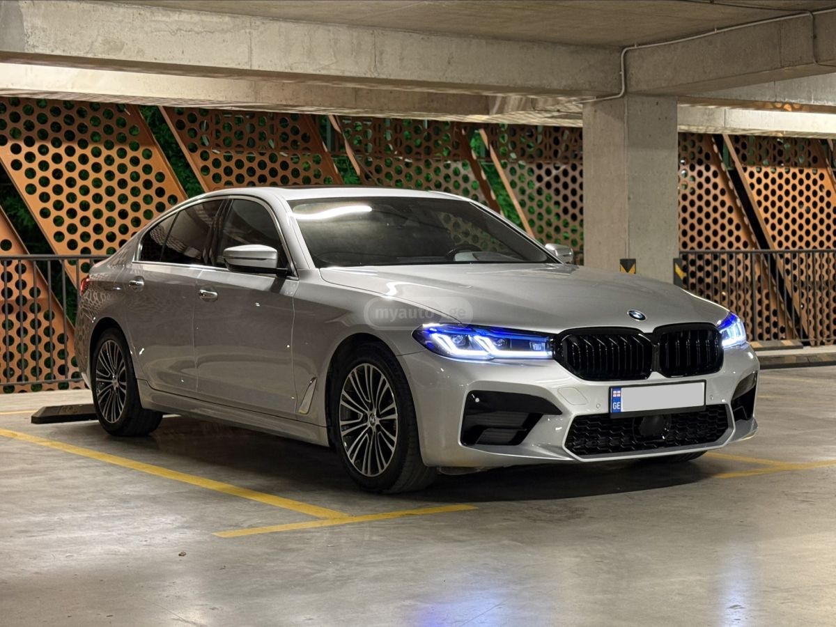 BMW M5 — миниатюра 5