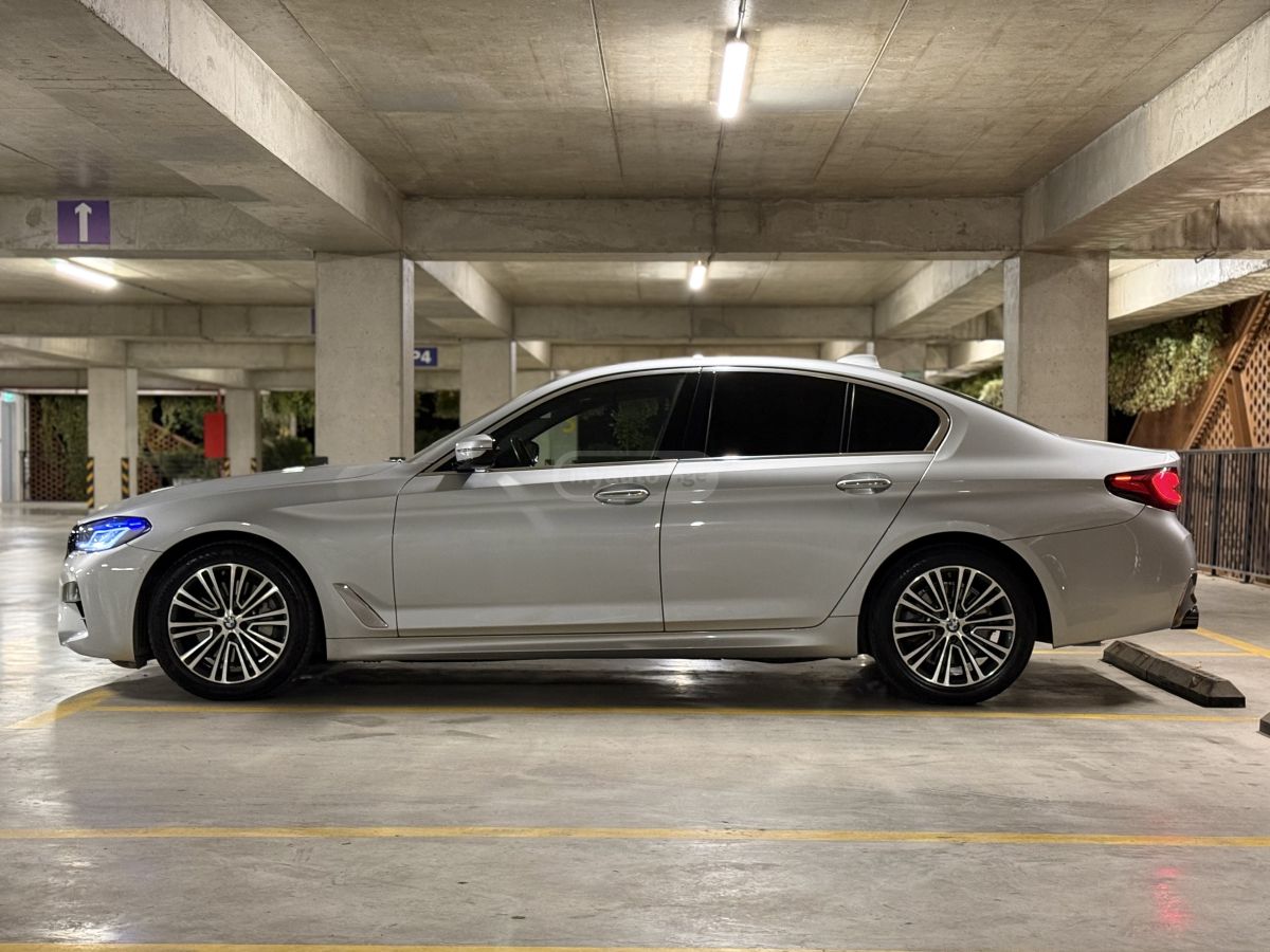 BMW M5 — миниатюра 7