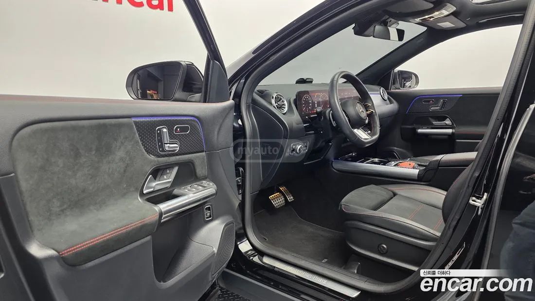 Mercedes-Benz GLA 45 AMG 2024 — миниатюра 10