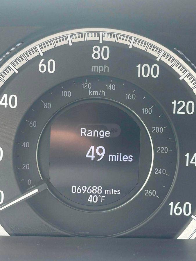 نمای دیگر Honda EX-L 4dr Sedan CVT 2017