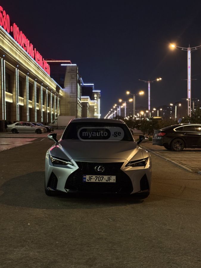 Lexus Base 4dr Rear-Wheel Drive Seda — миниатюра 1