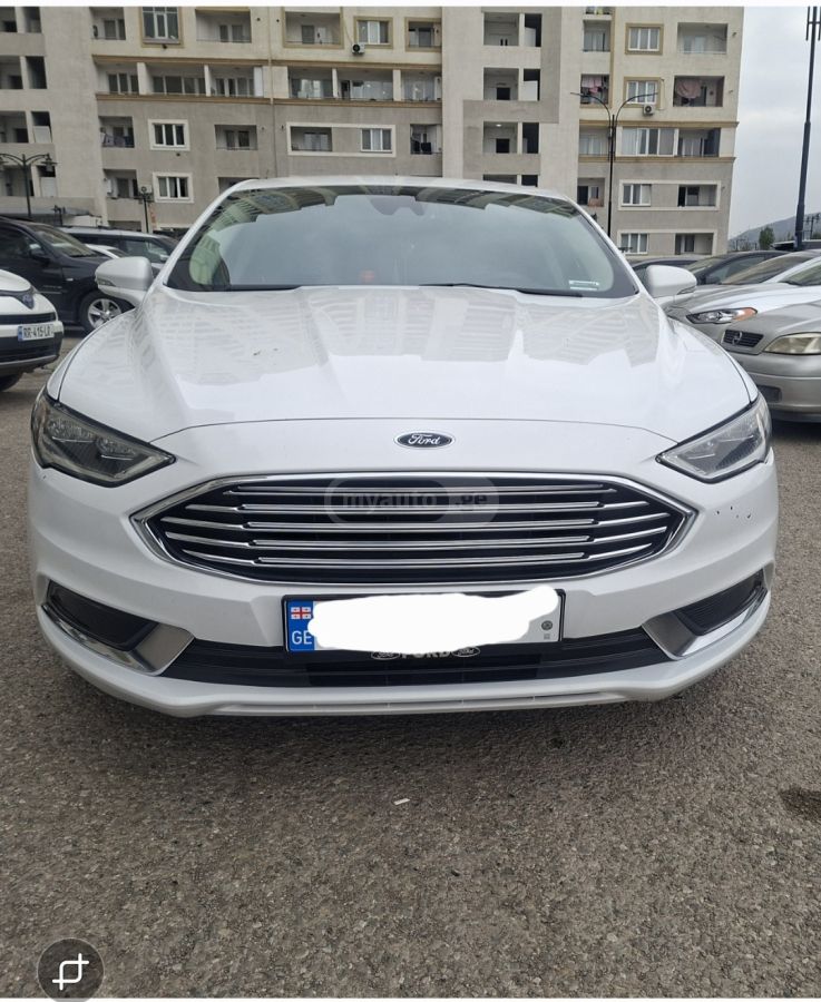 Ford Fusion - фото 1