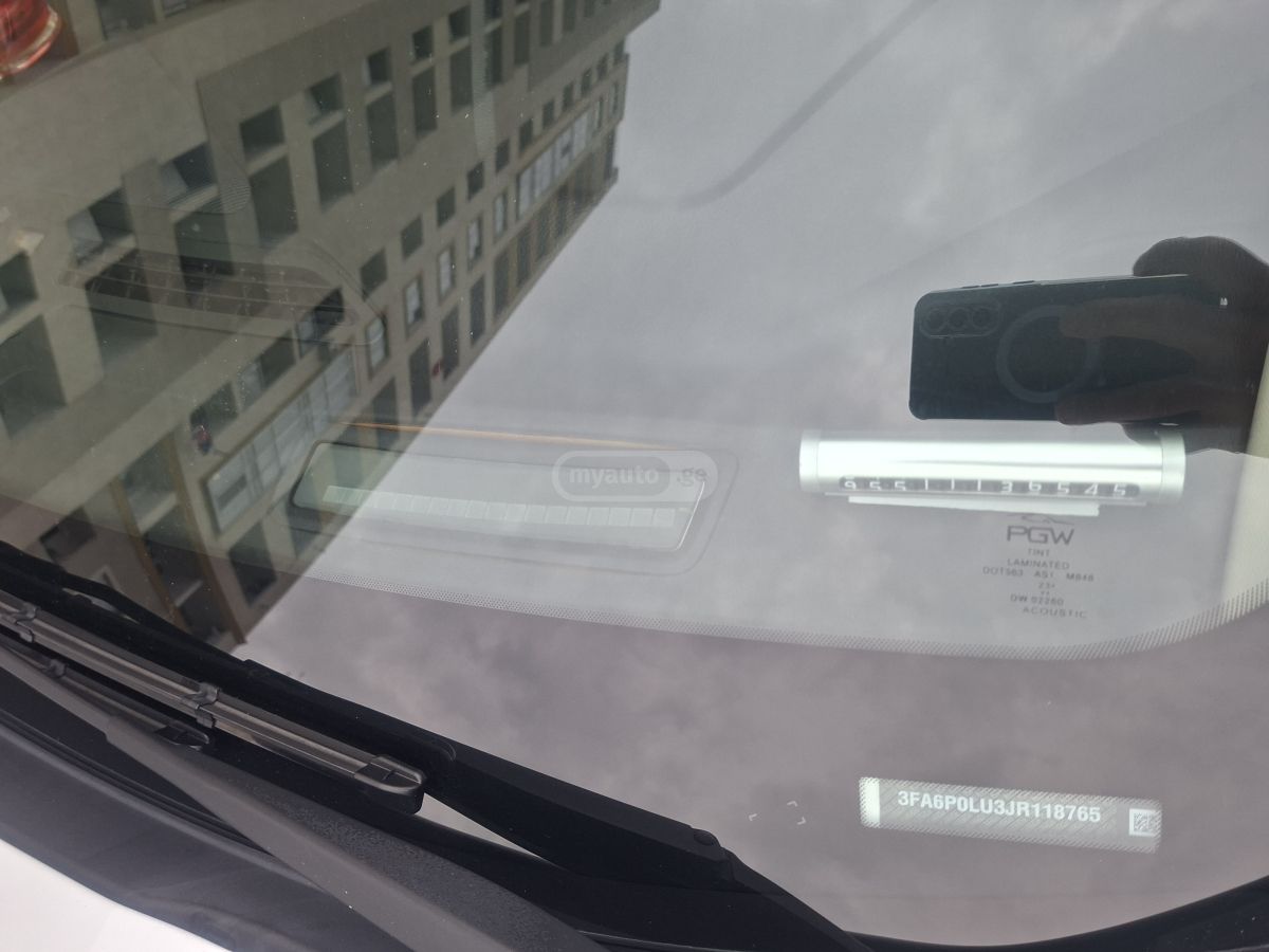 Ford Fusion - фото 14