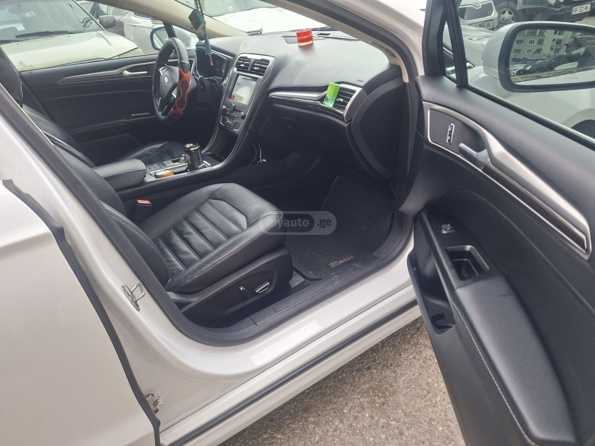 Ford Fusion - фото 15