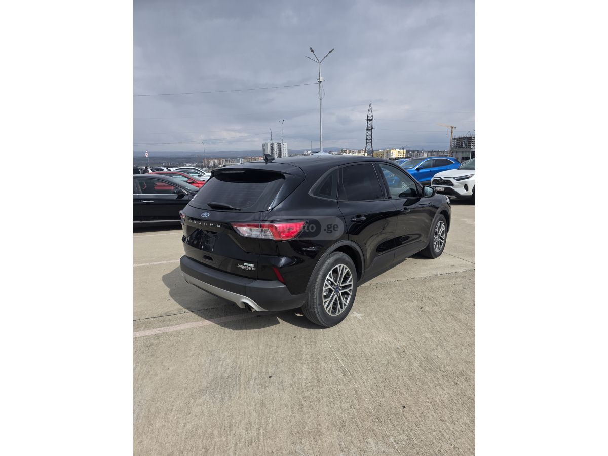 Ford Escape - фото 9