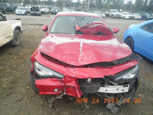 Alfa Romeo Giulia - фото 11