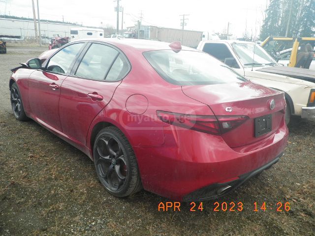 Alfa Romeo Giulia - фото 13