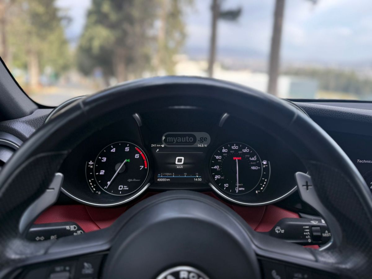 Alfa Romeo Ti sport — миниатюра 9