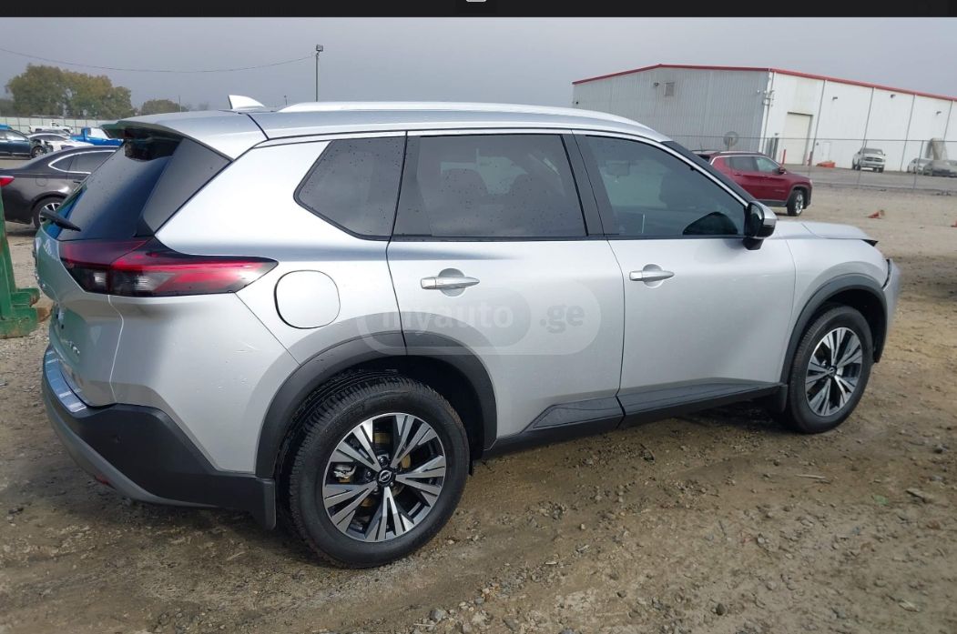 Nissan Rogue - фото 2