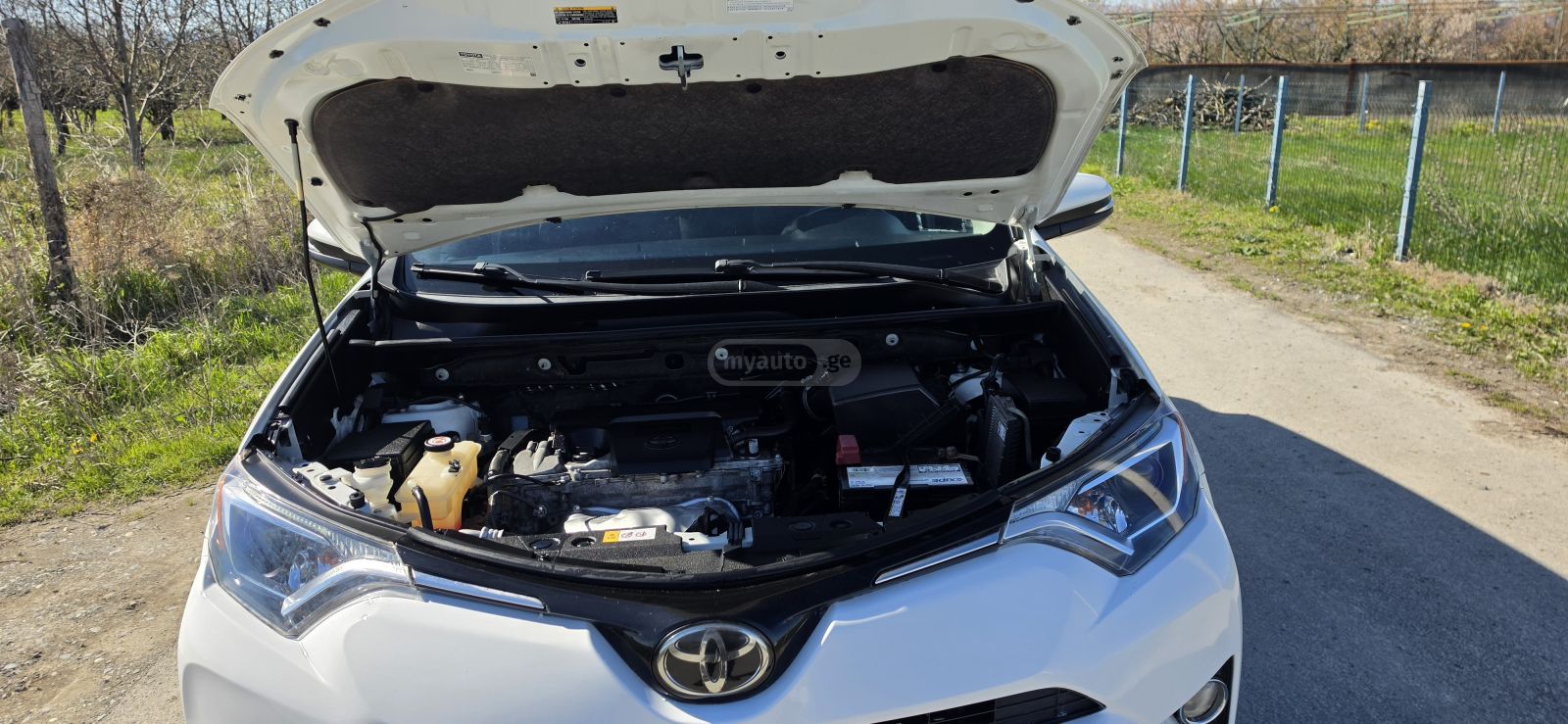 Toyota RAV 4 - фото 11