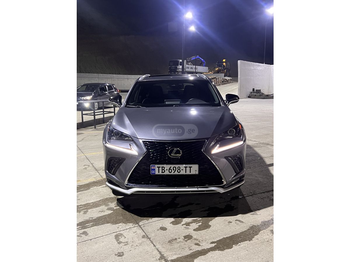 Lexus NX 300 - фото 1