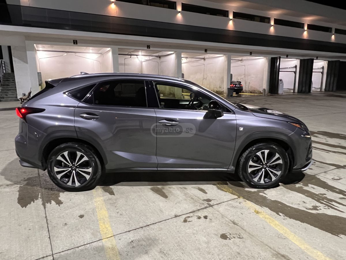 Lexus NX 300 - фото 3