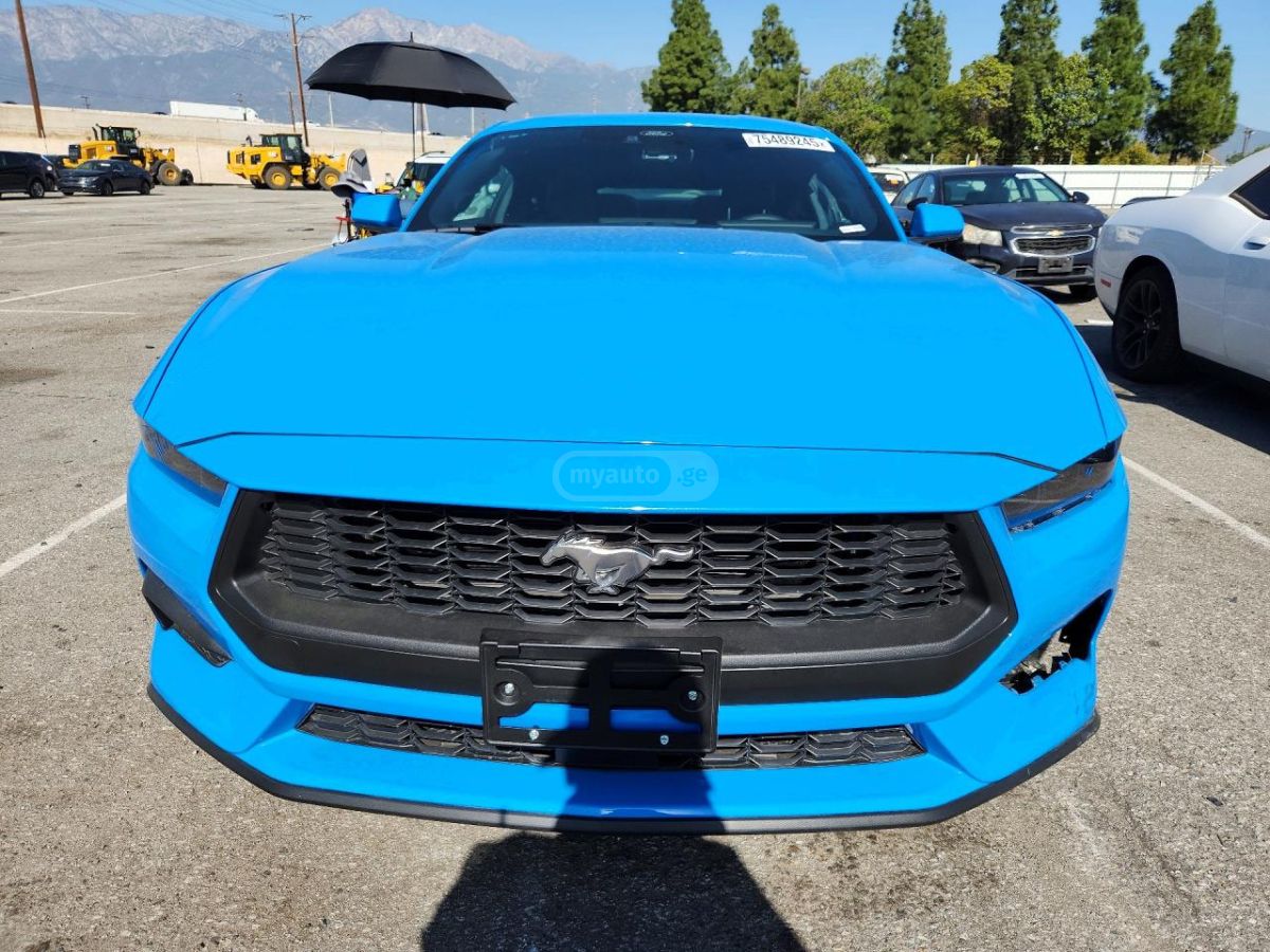 Ford Mustang 2025 — миниатюра 5