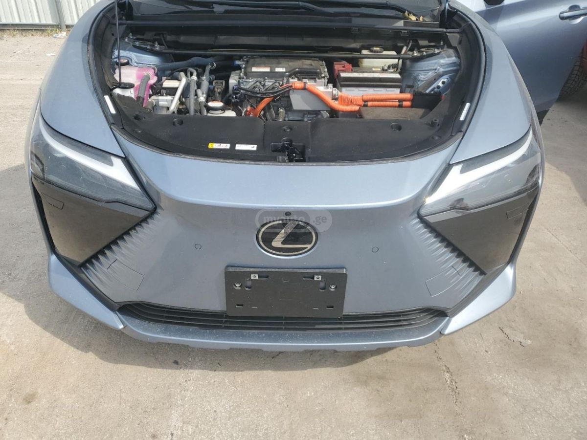 Lexus RZ 450e 2023 — миниатюра 11