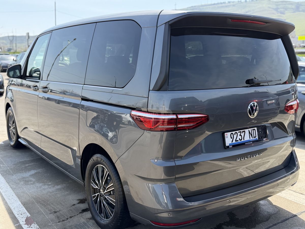 Volkswagen Multivan 2022 — миниатюра 8