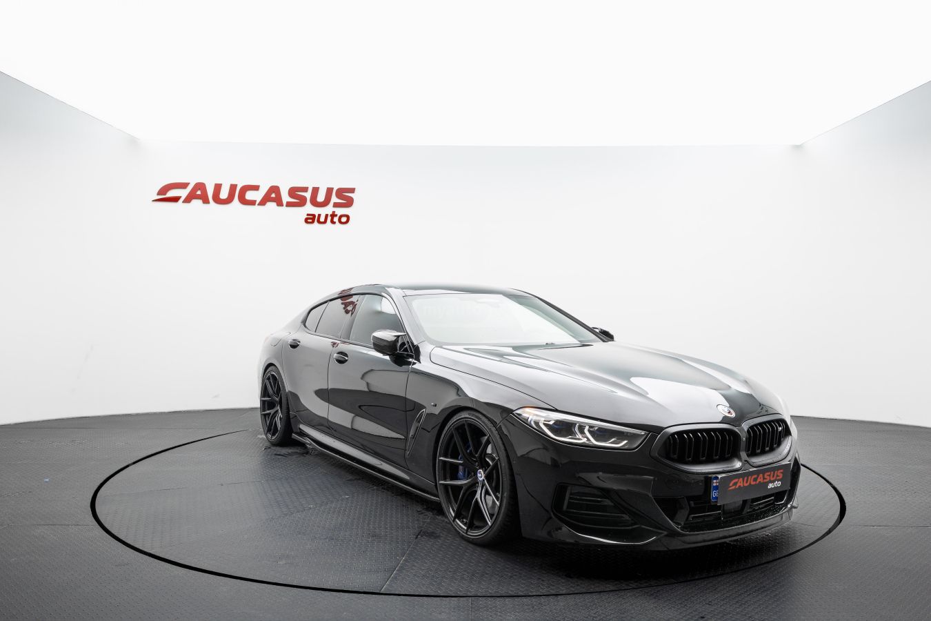 BMW M850 — миниатюра 6