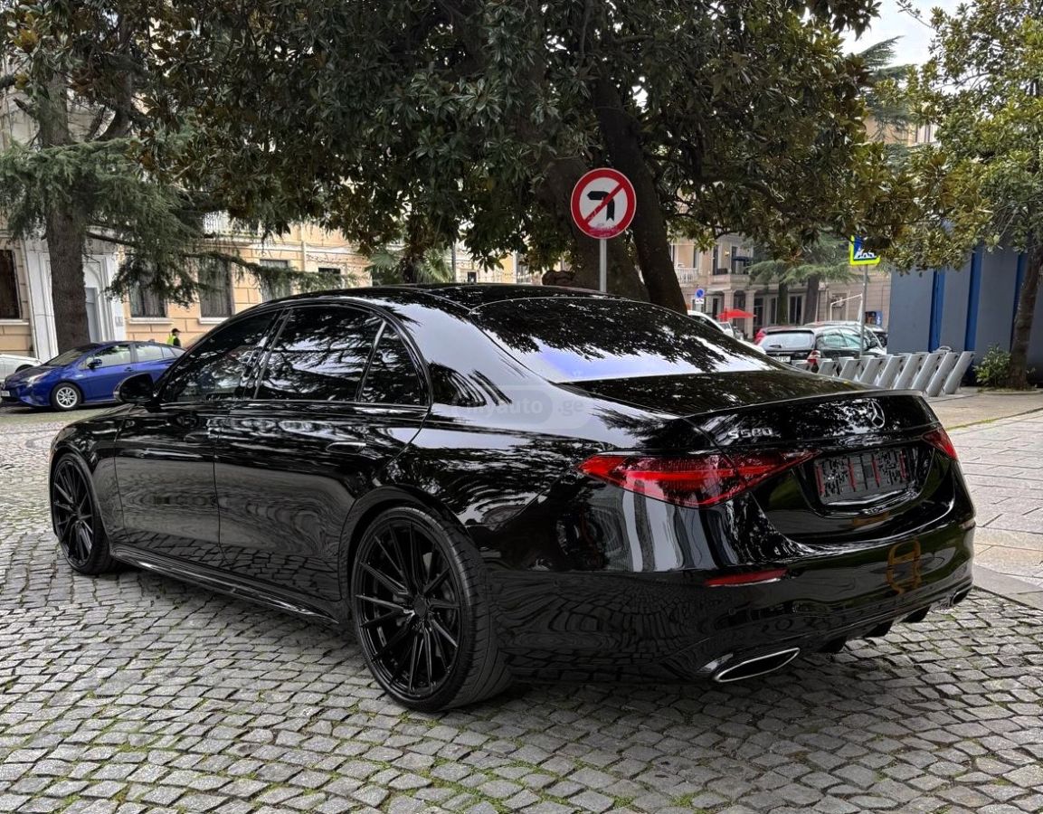 Mercedes-Benz S 580 - фото 1