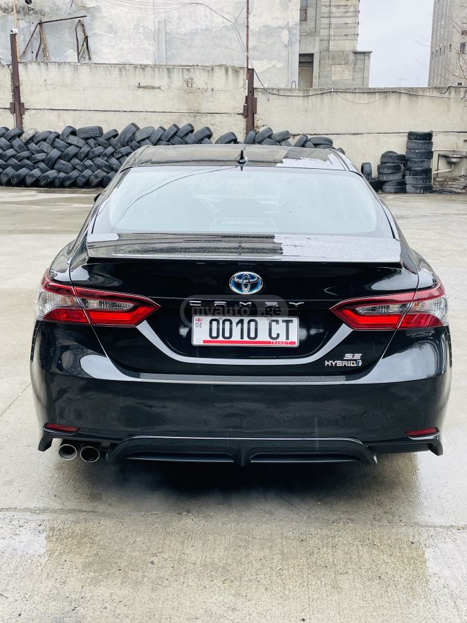 Toyota Camry - фото 4