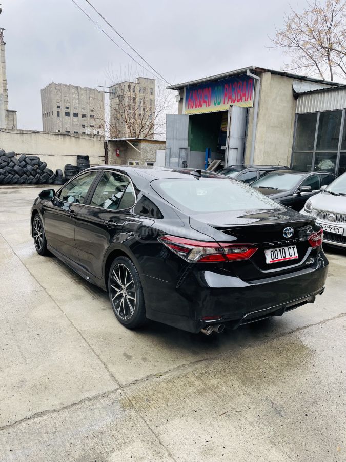Toyota Camry - фото 6