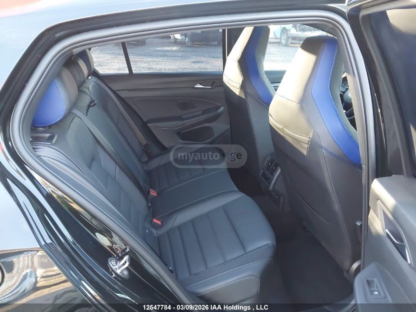Volkswagen GOLF R BLACK EDITION 2025 — миниатюра 13