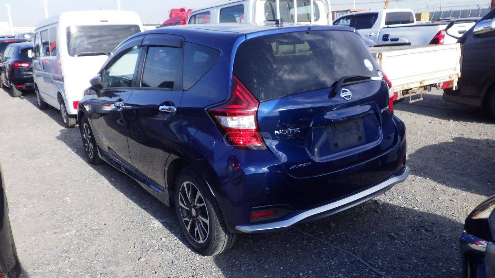 Nissan Note - фото 14