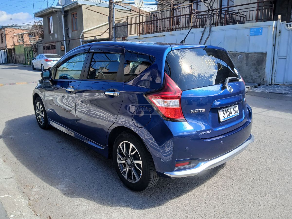 Nissan Note - фото 4