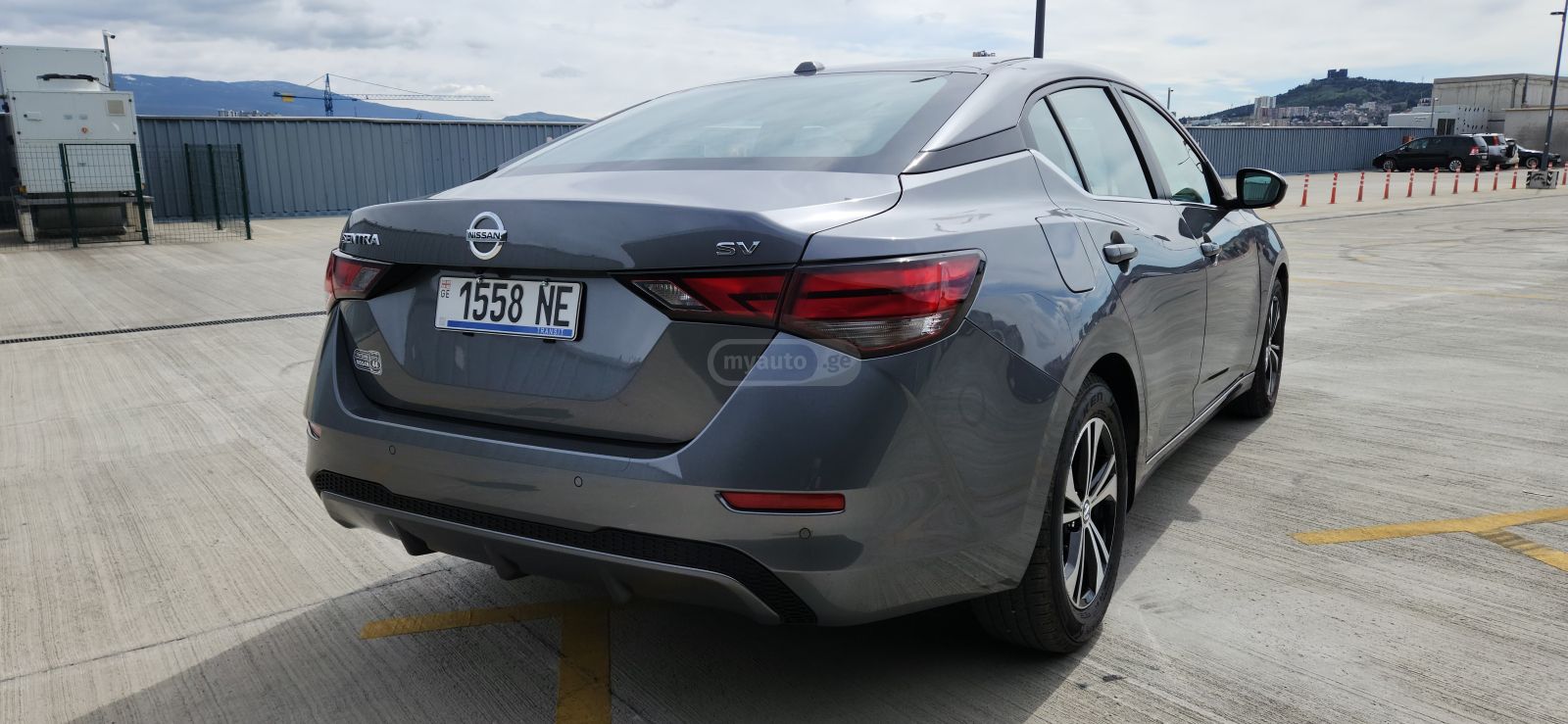 Nissan Sentra SV 4dr Sedan CVT 2023 — миниатюра 4