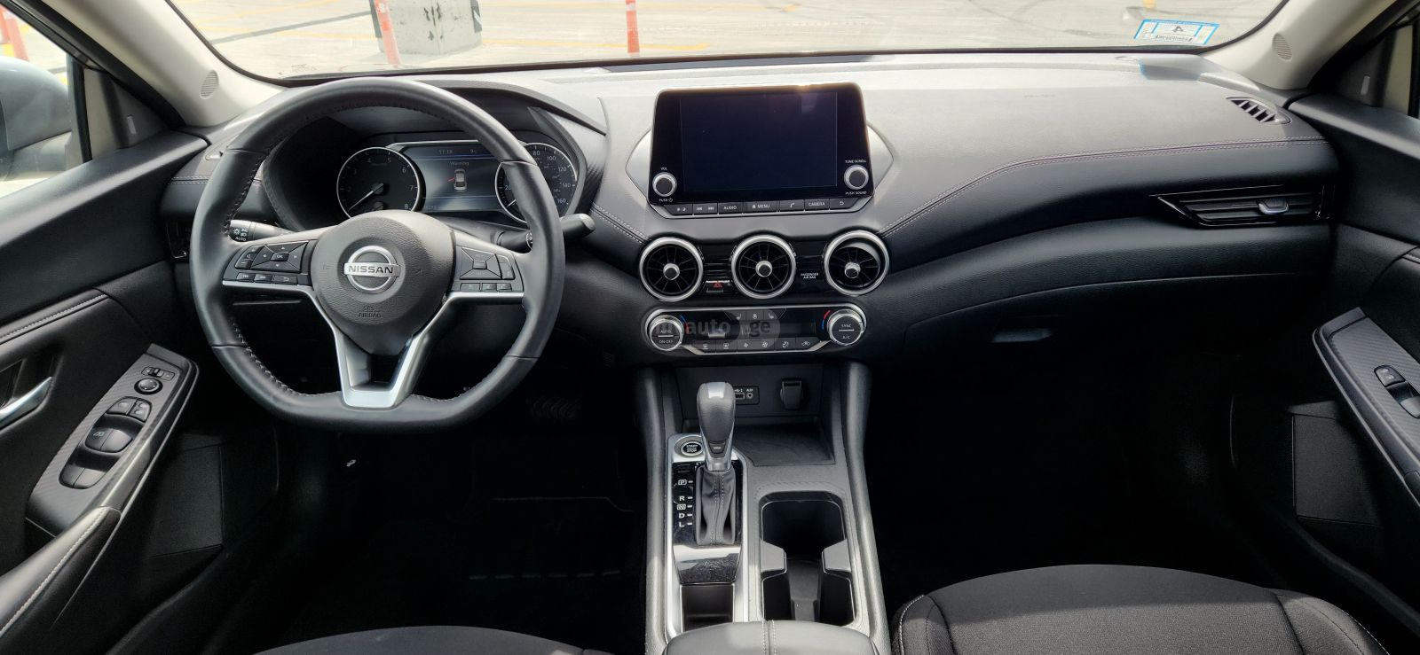 Nissan Sentra SV 4dr Sedan CVT 2023 — миниатюра 8