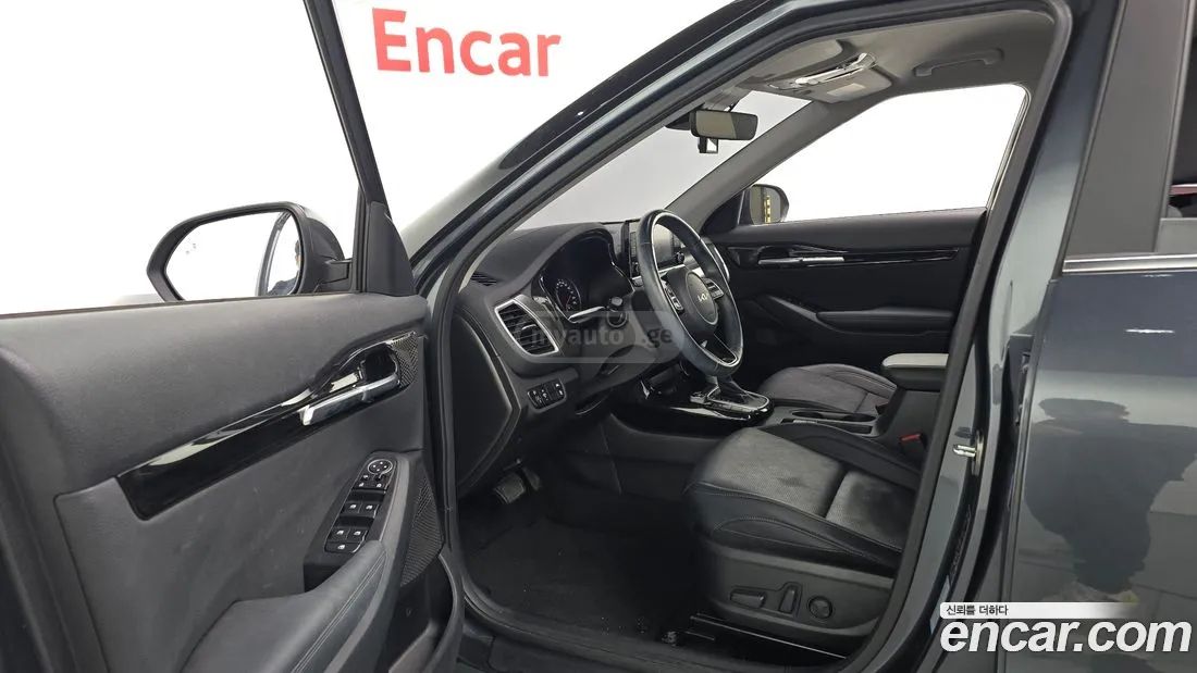 Kia Seltos 2023 — миниатюра 10