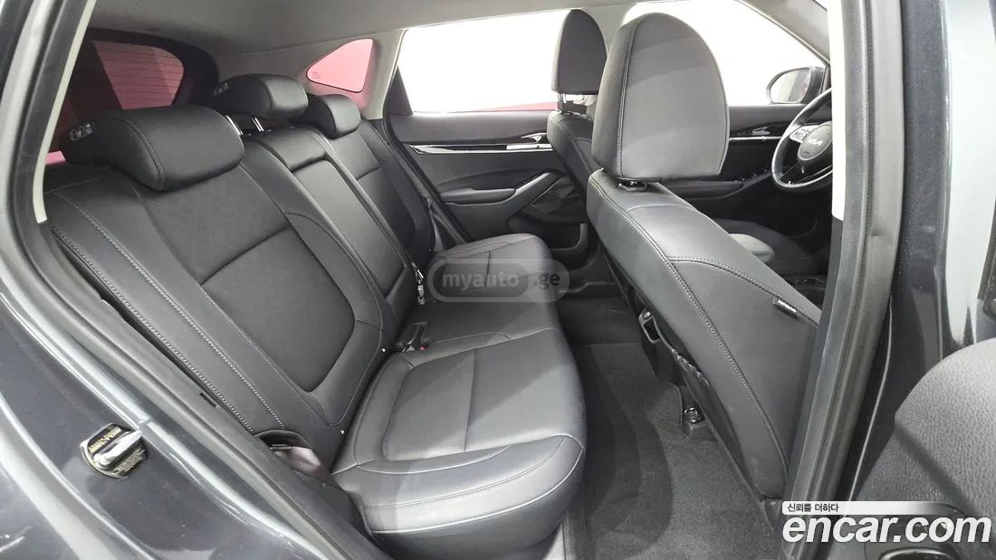 Kia Seltos 2023 — миниатюра 12